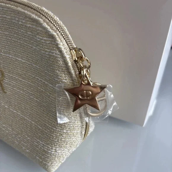 Dior Limited Edition Gold Cosmetic Pouch – New Travel Toiletry Case Luxury Gift - Picture 2 of 6